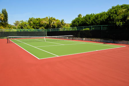 Tennis court cleaning